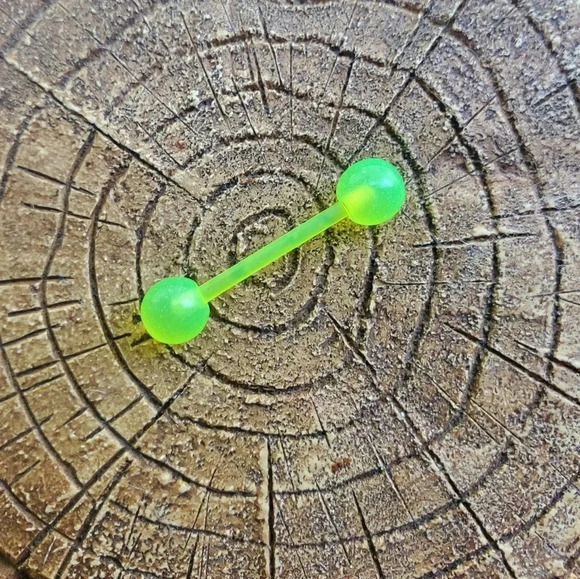 COPY - 14g glow in the dark tongue ring - Picture 1 of 3